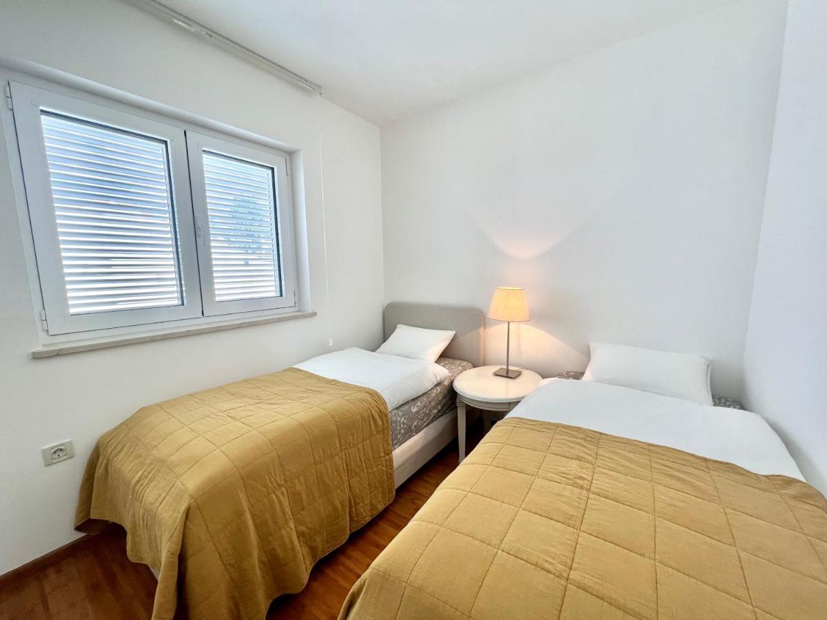 Apartment Golden View Dramalj Extérieur photo